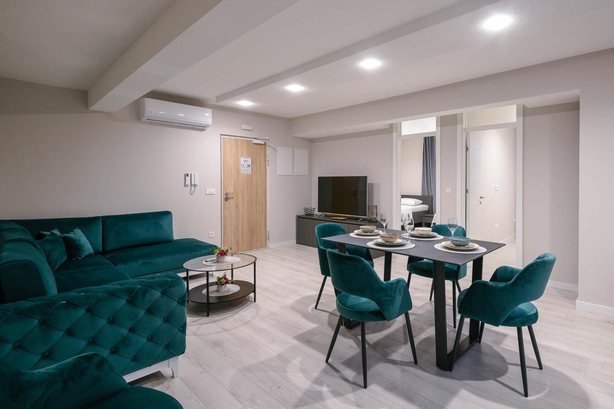 Sunny Day Luxury Holiday Apartments Orebić Exterior foto