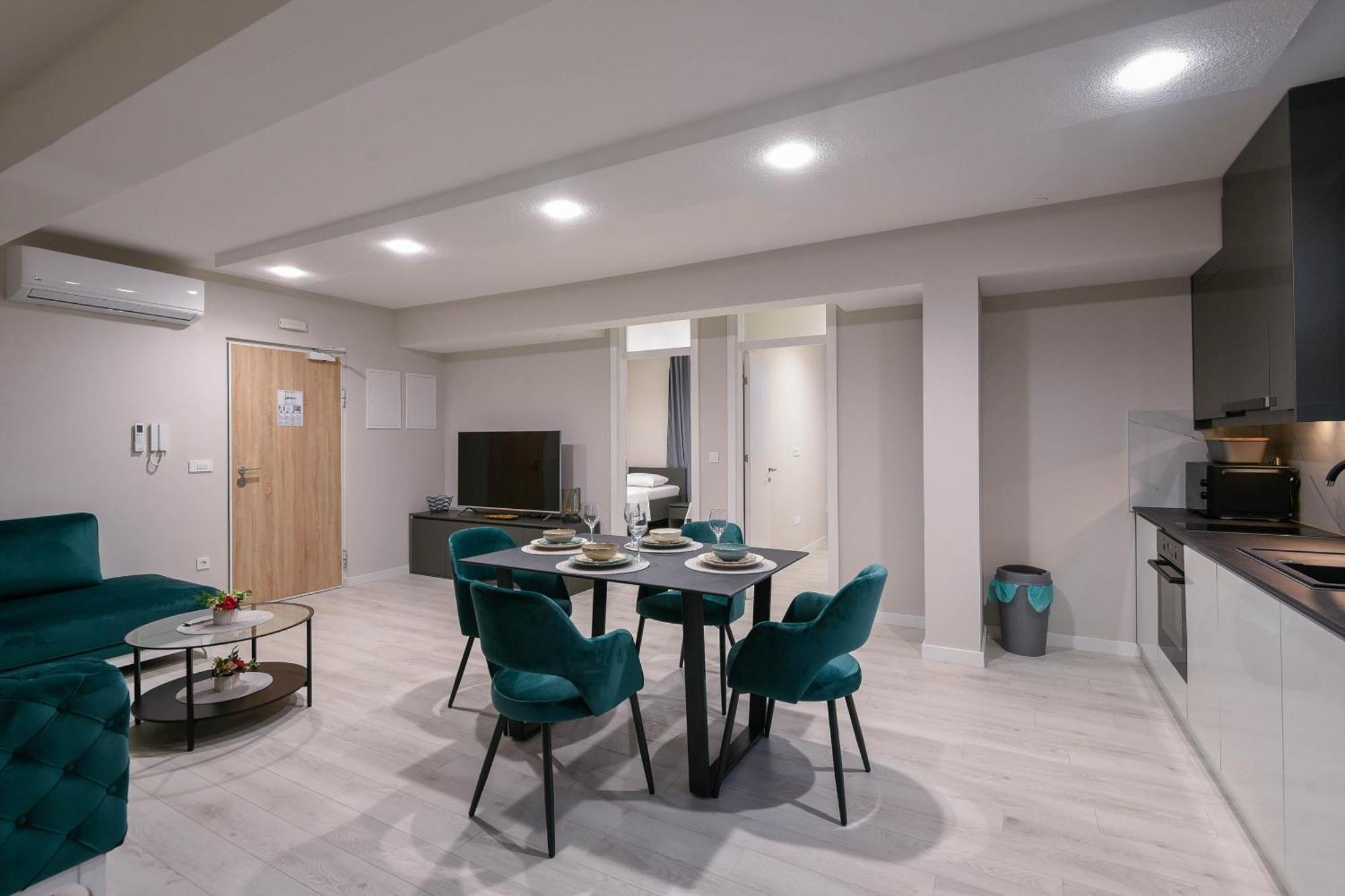 Sunny Day Luxury Holiday Apartments Orebić Exterior foto